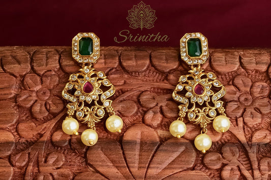 Divyaratna Māla – Lakshmi Pendant AD Temple Necklace Set