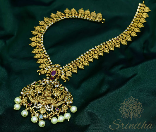 Divyalakshmi Set – Temple Pendant Necklace with Pearl Drops