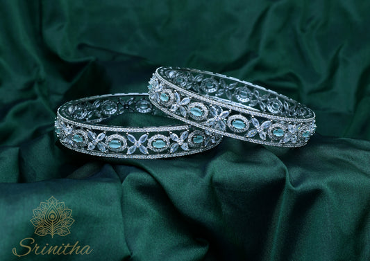 Neelaraaga – Seafoam Serenity Bangles