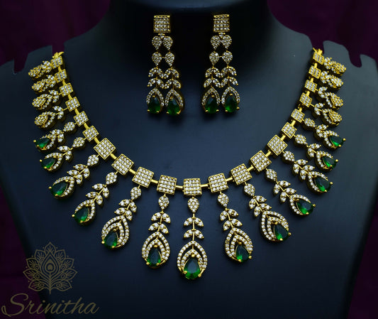Haritāra Set – Emerald Green AD Necklace with Matching Earrings