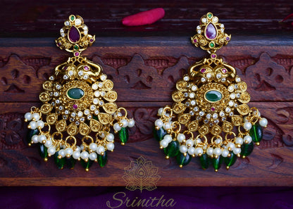 Ratna Gaja Set – Temple Gaja-Motif Necklace with Green Accents and Matching Earrings
