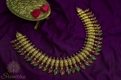 Saubhāgya Set – Matte Temple Necklace with Forehead Ornament and Earrings