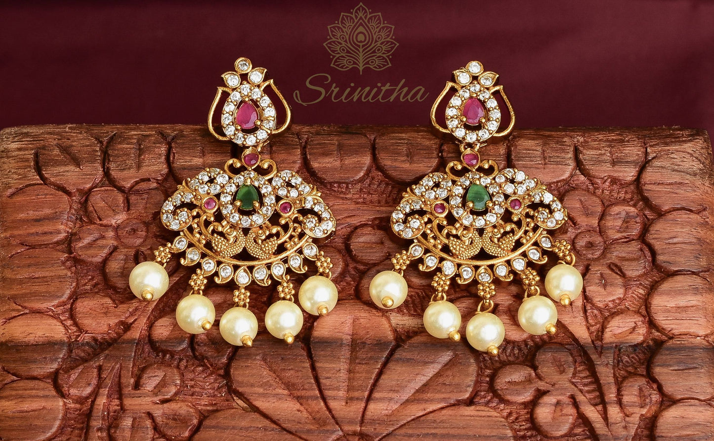 Sanghavi Set – Compact Temple Necklace with Ruby-Emerald Accents