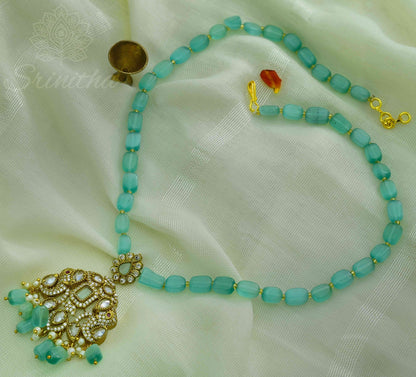 Mādhava – Seafoam Green Beaded Kundan Pendant Necklace