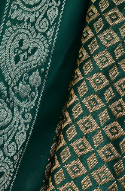 Shaambhavi – The Lavender-Green Uppada with Zari Butta & Diamond Pallu