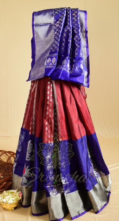 Ratnagarbha – Pure Uppada Anchu Latha in Maroon & Blue