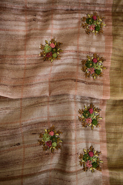 Vanalatha – Olive Green Tussar Saree with Hand Embroidered Pallu