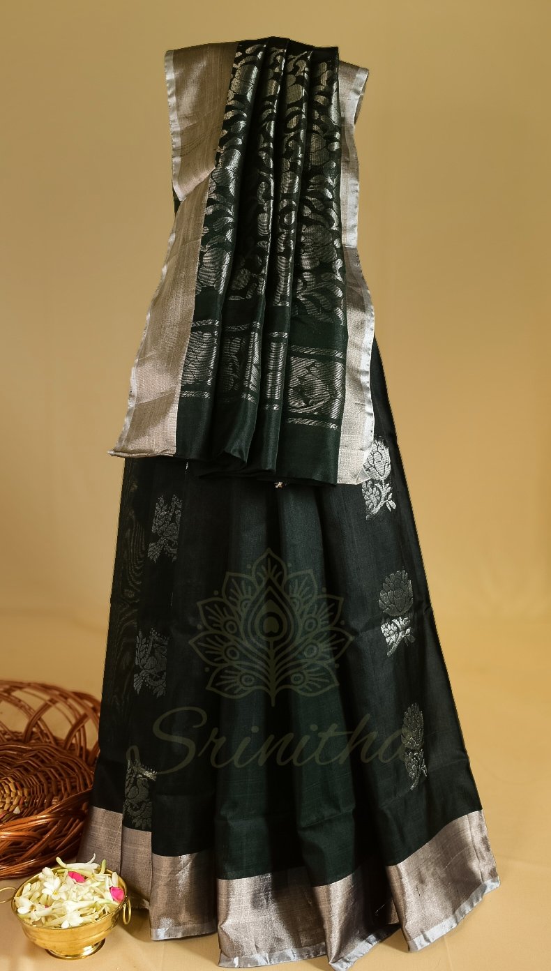Deep Forest – Pure Uppada Soft Silk with Silver Zari Rich Pallu