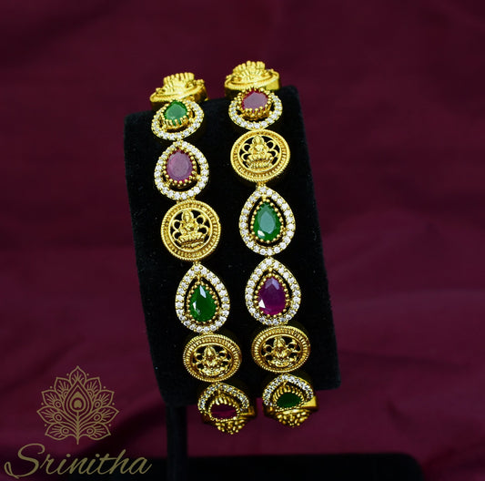 Sharvani – Teardrop Temple Bangles
