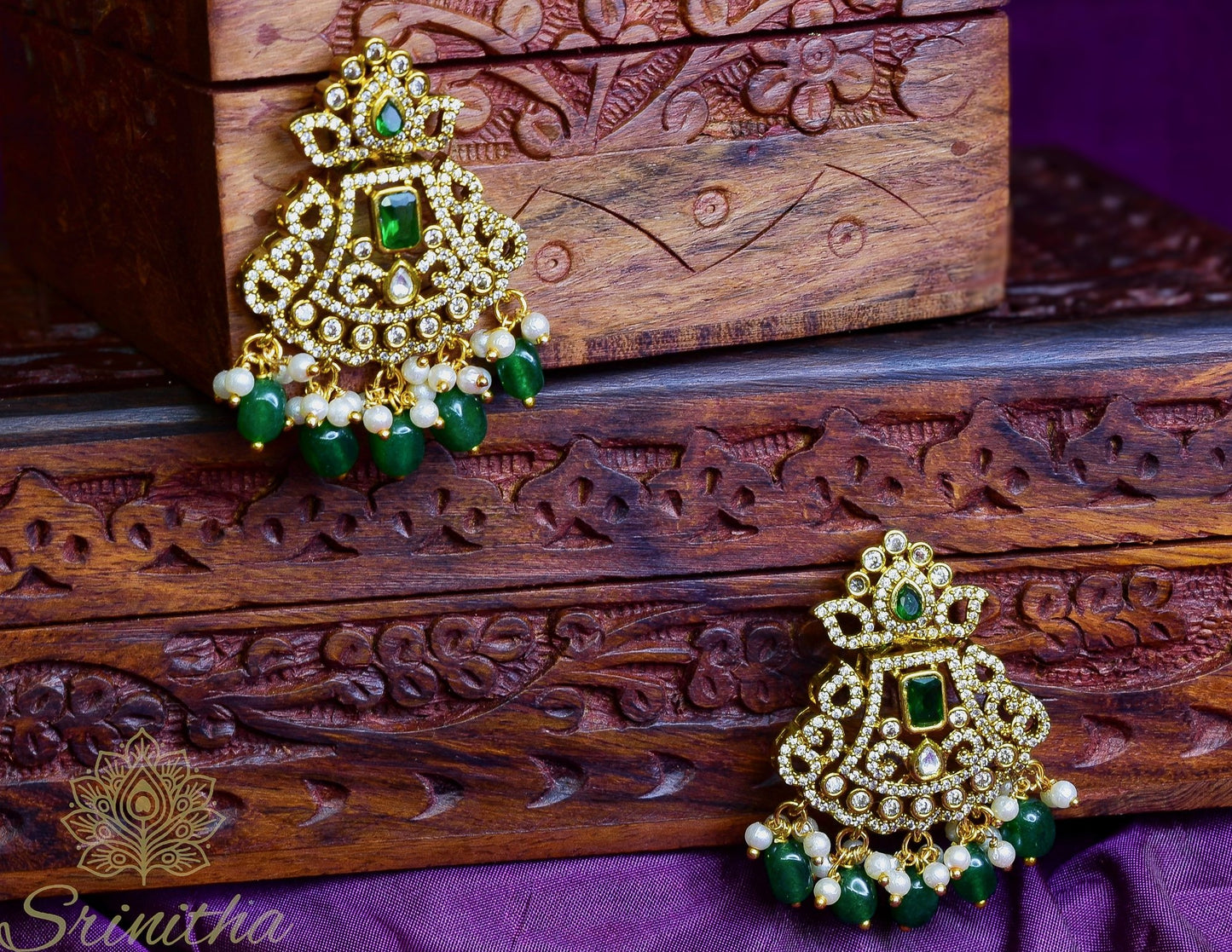 Vijaya Tara – Emerald Chandbali Earrings