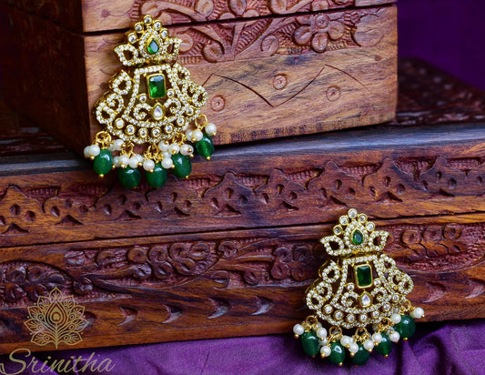 Vijaya Tara – Emerald Chandbali Earrings